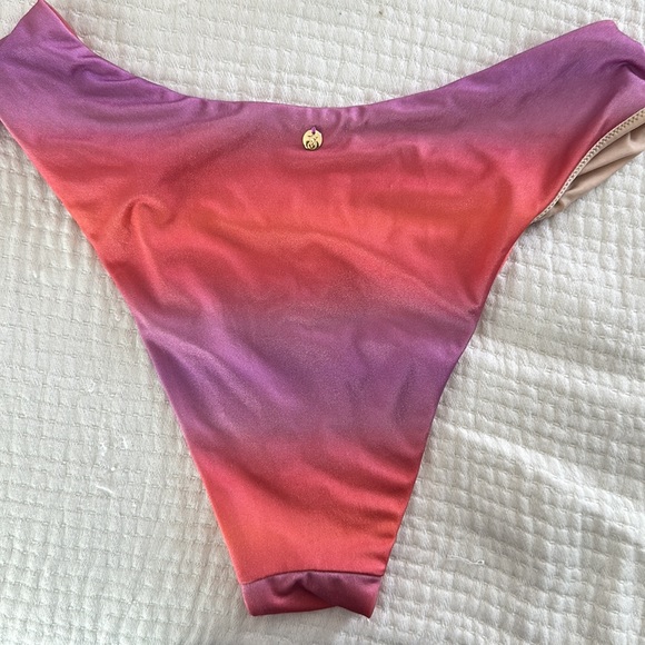 VS bikini - Picture 5 of 6